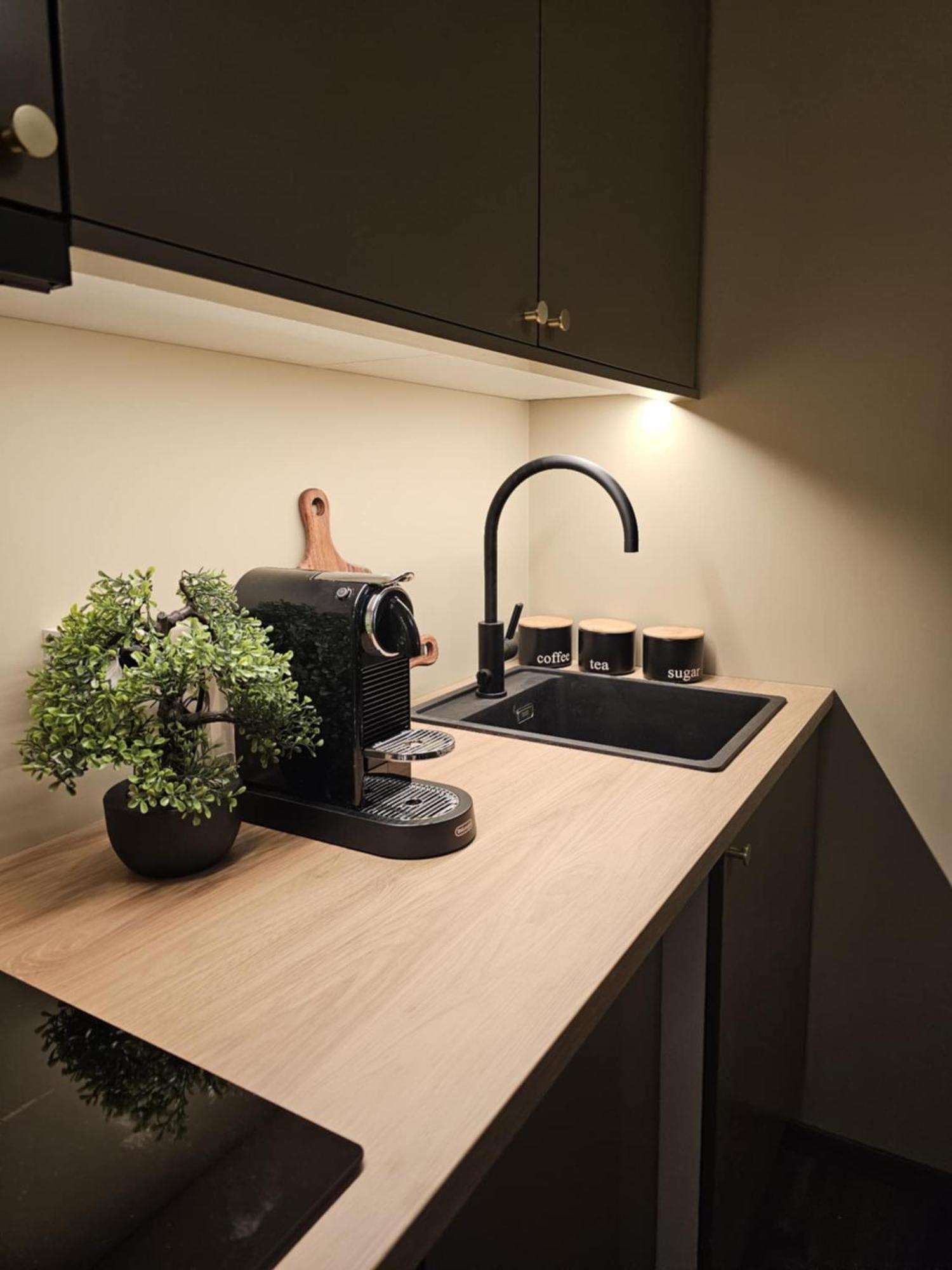 Supercentral City Apartment Eik 트롬쇠 외부 사진